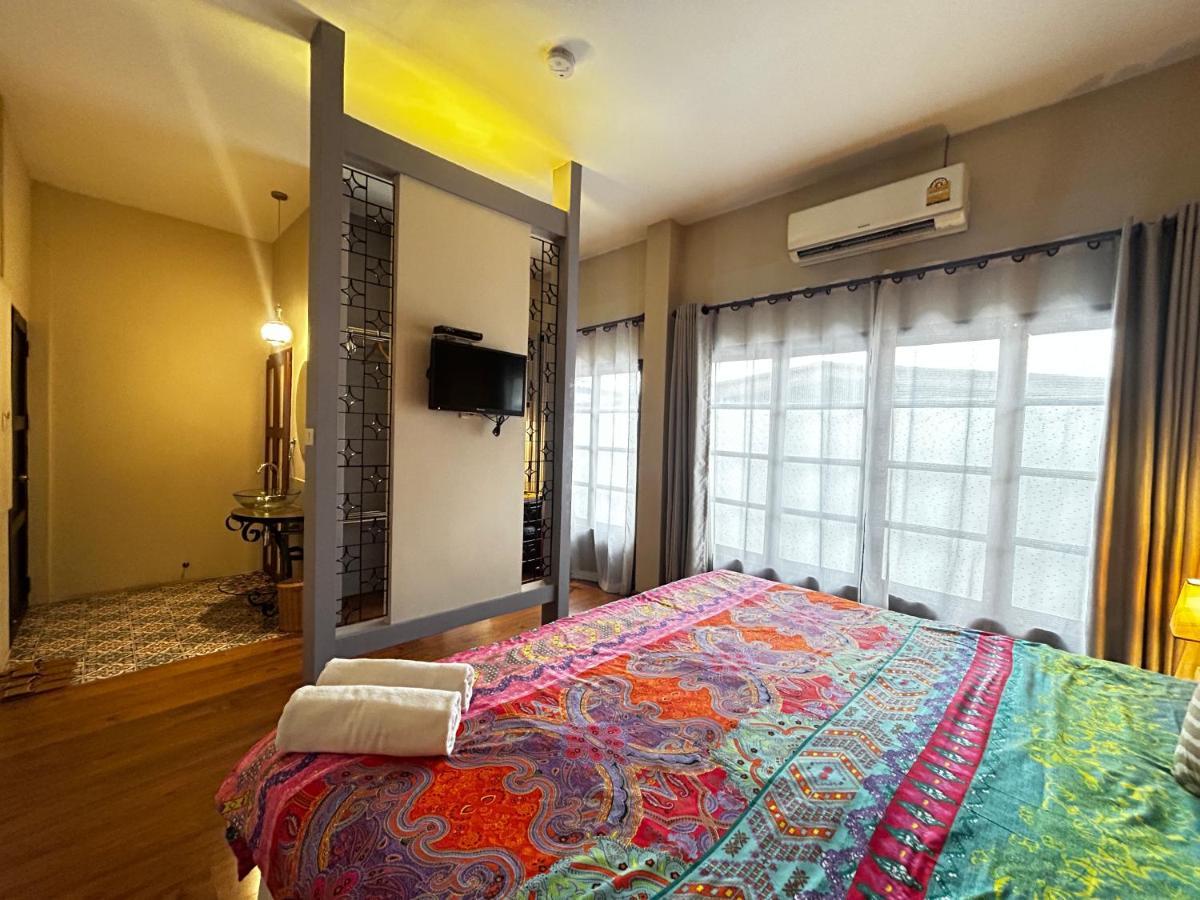 Villa'S Homestay Chiang Mai Exterior photo