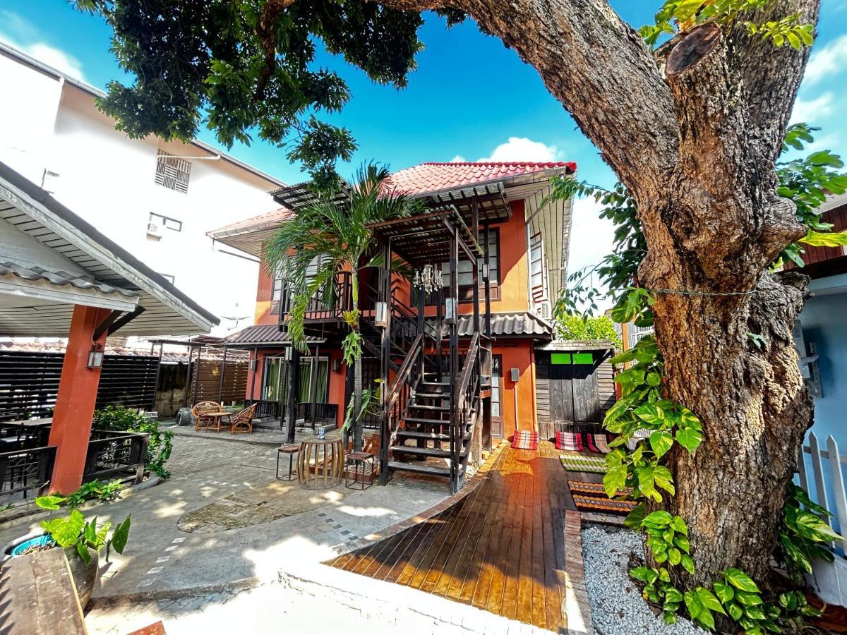 Villa'S Homestay Chiang Mai Exterior photo