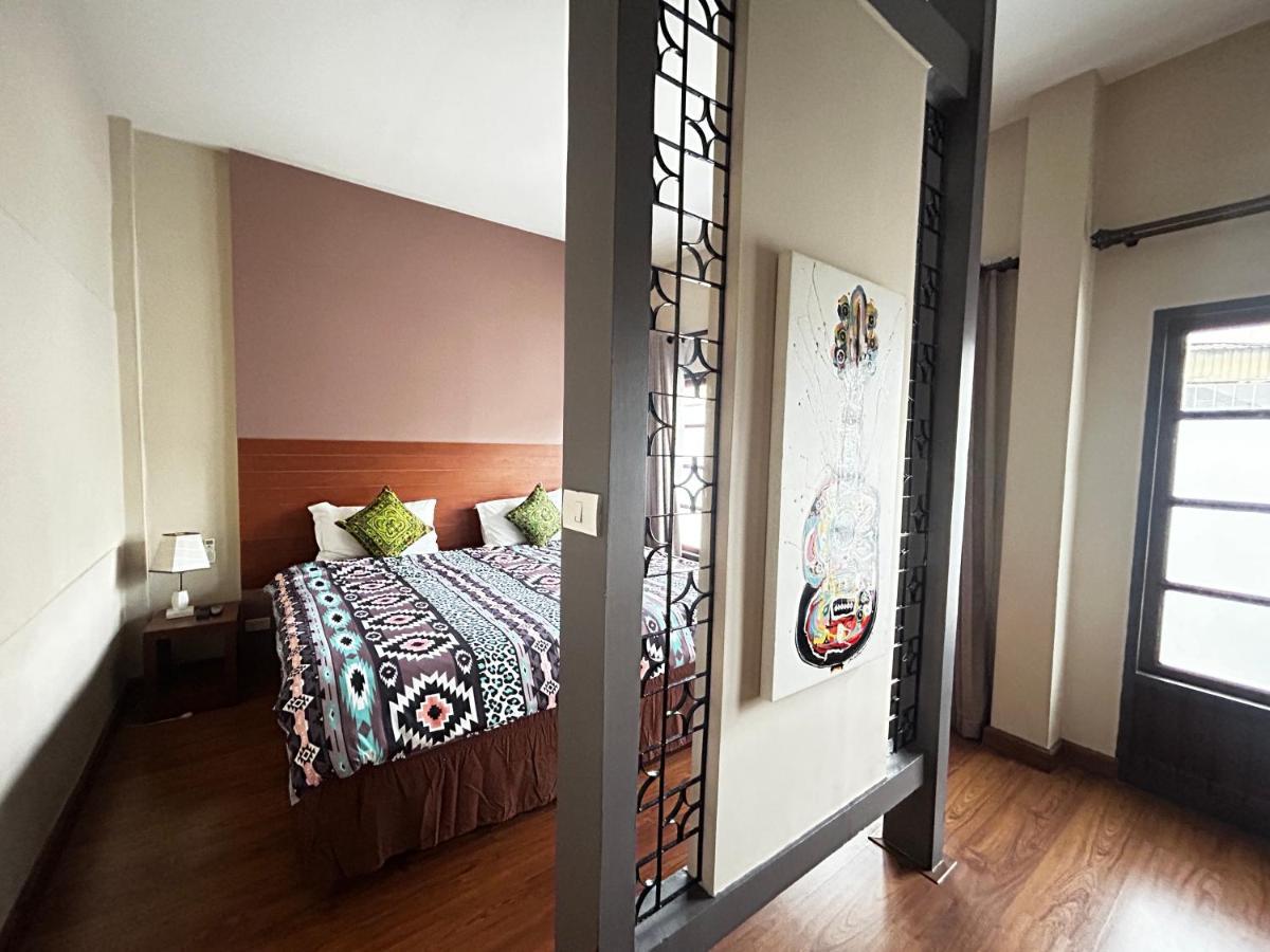 Villa'S Homestay Chiang Mai Exterior photo