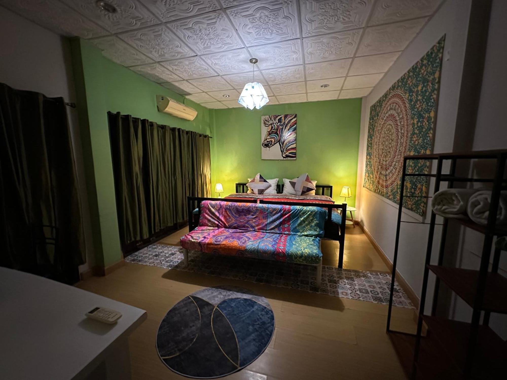 Villa'S Homestay Chiang Mai Exterior photo