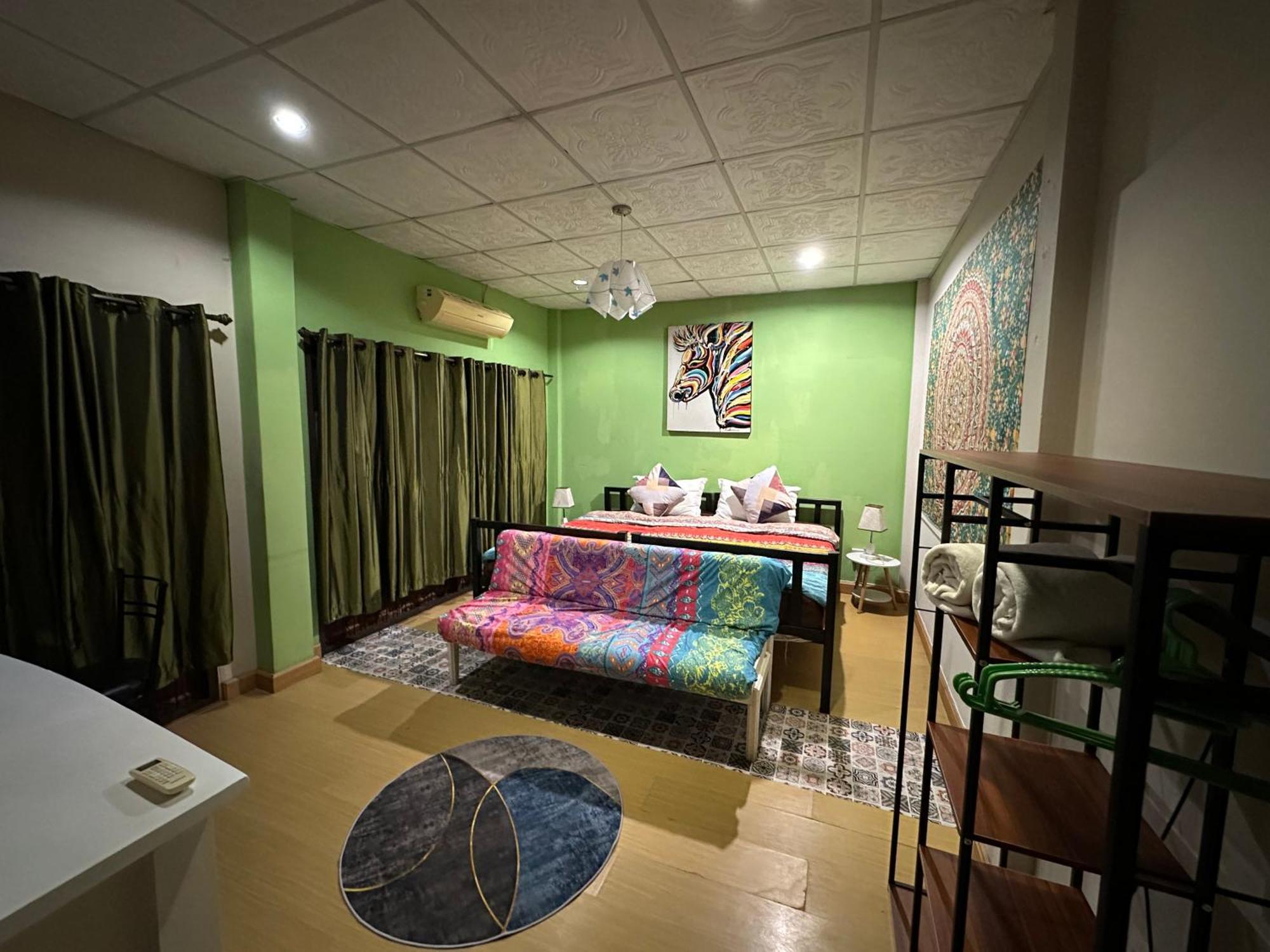 Villa'S Homestay Chiang Mai Exterior photo
